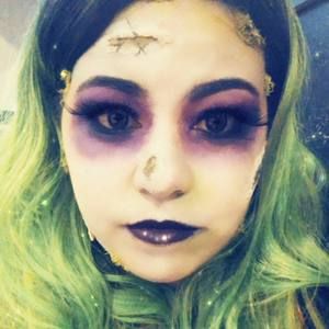 Meet your Posher, Cayla